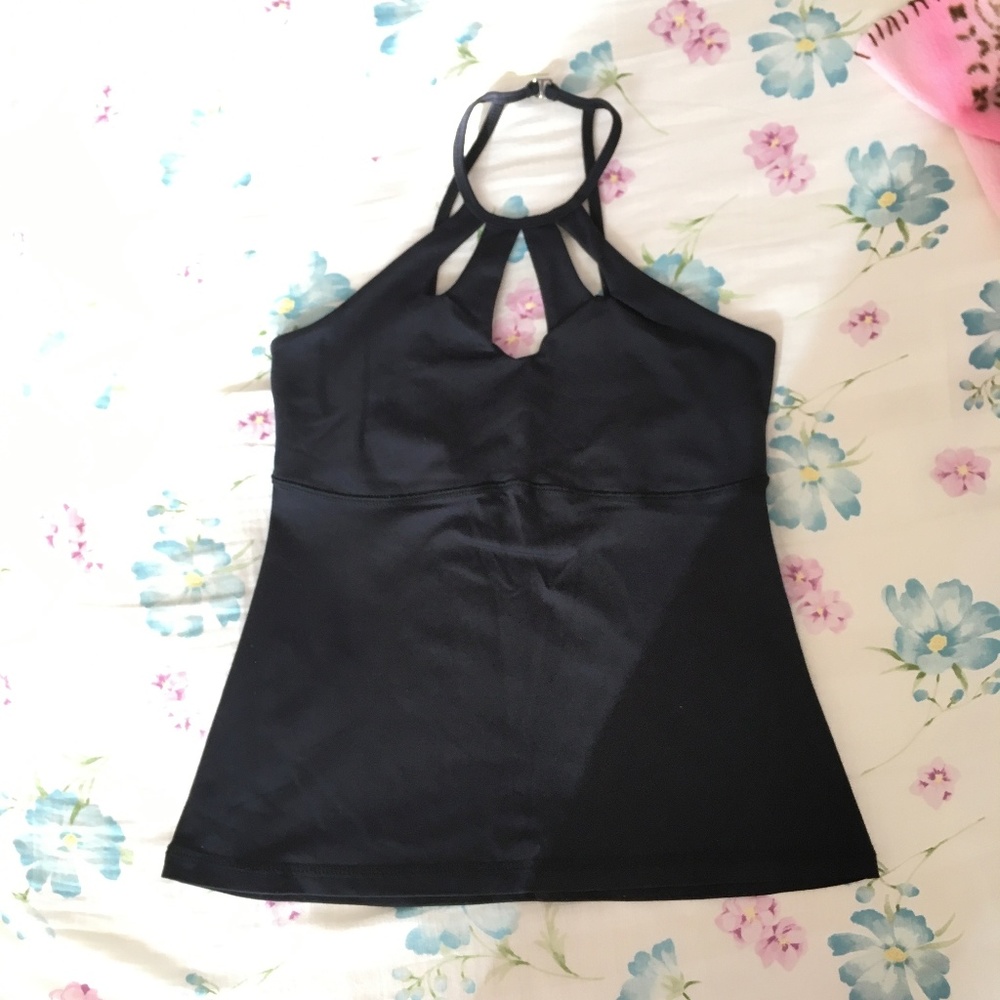 B-up Active Yoga Cut-out Halter Top Size Small